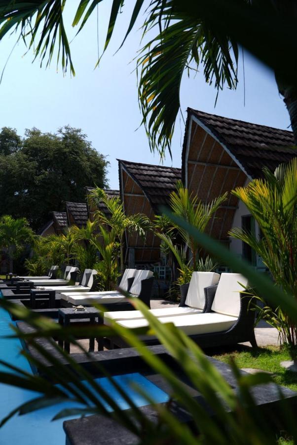 Copacabana Gili Air Hotel Mataram Eksteriør billede
